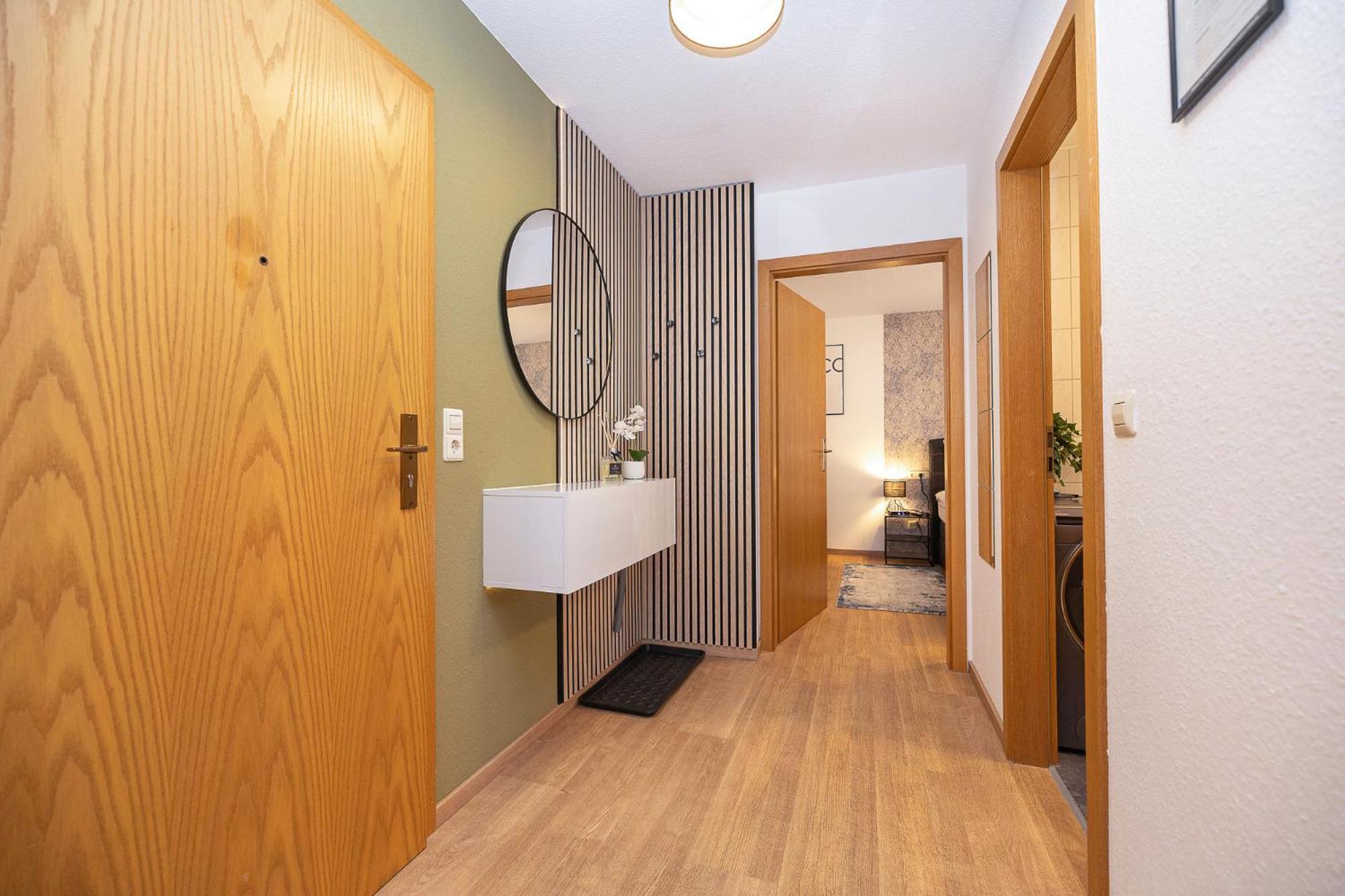 Luxx Home Bc, Zentral - Fuer 4 Personen - Balkon - Parken - Voll Ausgestattete Kueche Biberach an der Riss Ngoại thất bức ảnh